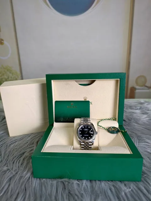 劳力士 日志型 126334 · 黑盘钻刻 41mm